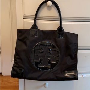 Great Tory Burch tote!